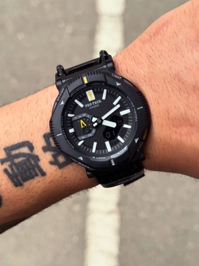 CASIO PRO TREK