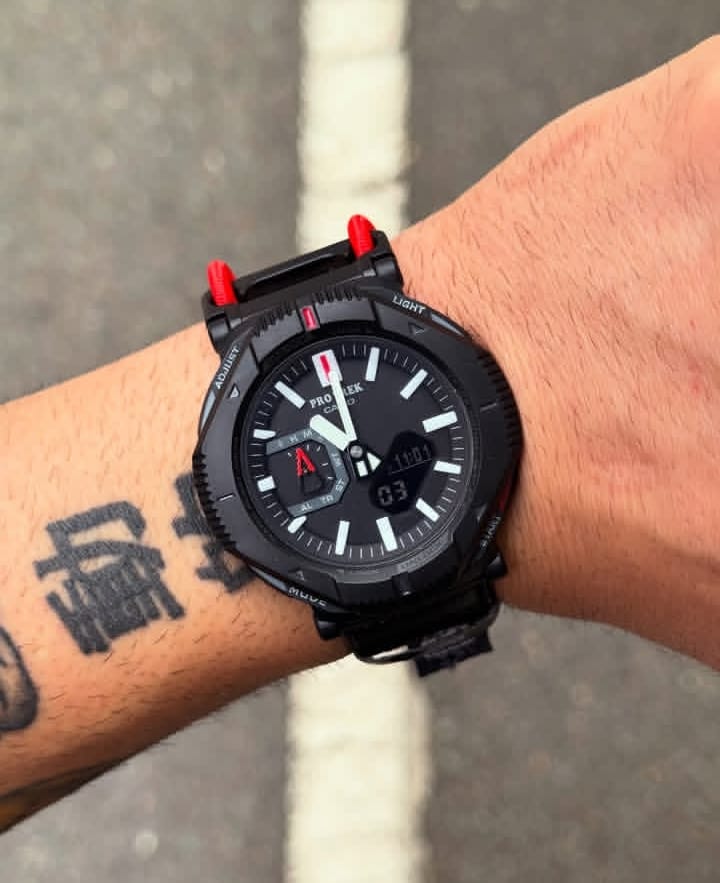 CASIO PRO TREK