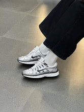 IMPORTED SHOE