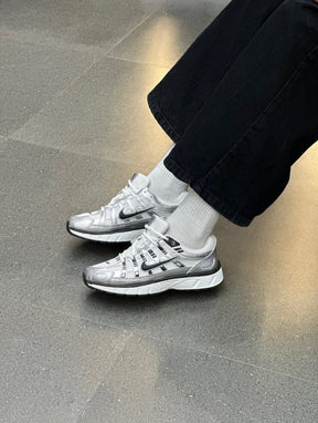 IMPORTED SHOE