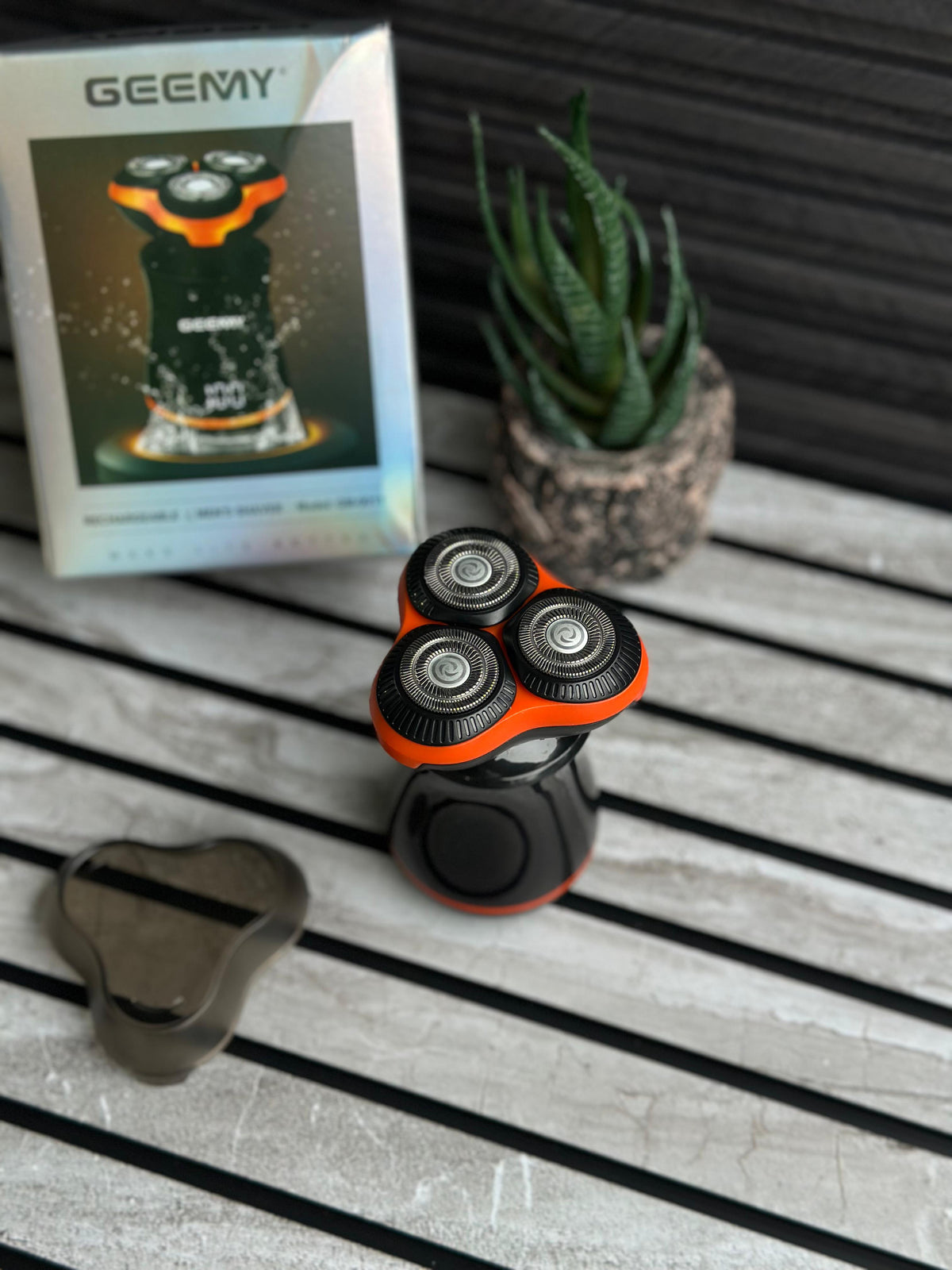 GEEMY RECHARGEABLE TRIMMER