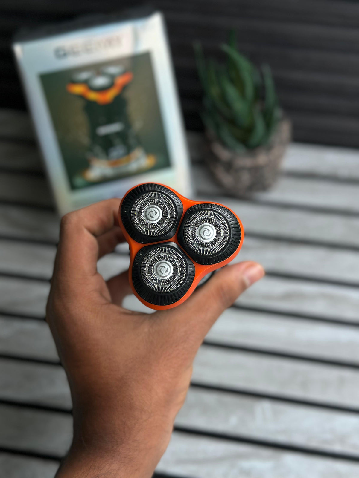 GEEMY RECHARGEABLE TRIMMER