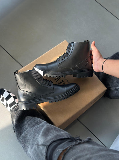 LEVIS PREMIUM BOOTS – TRENDING COLLECTION
