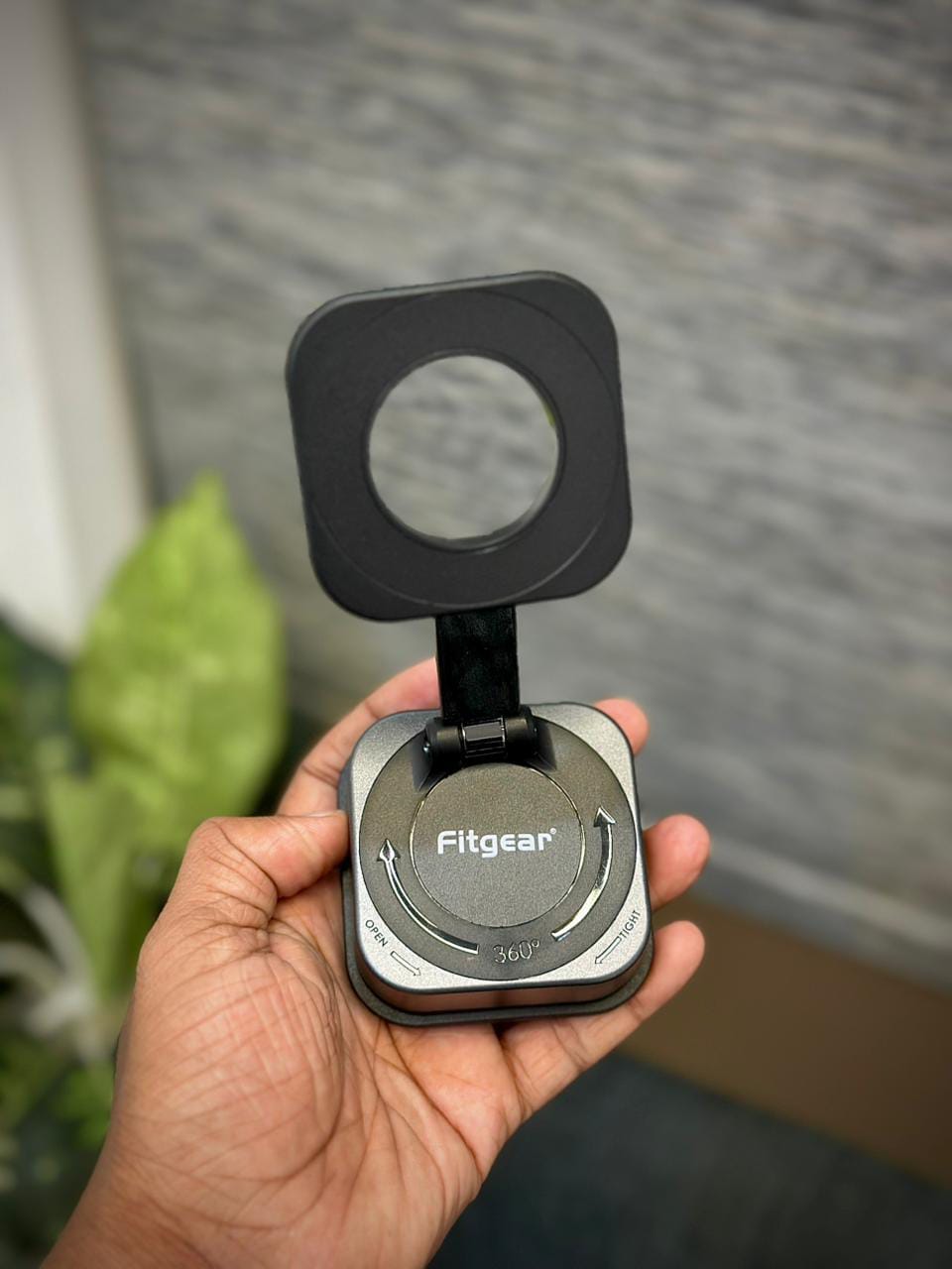 FITGEAR POWERFUL MAGNETIC CAR PHONE HOLDER
