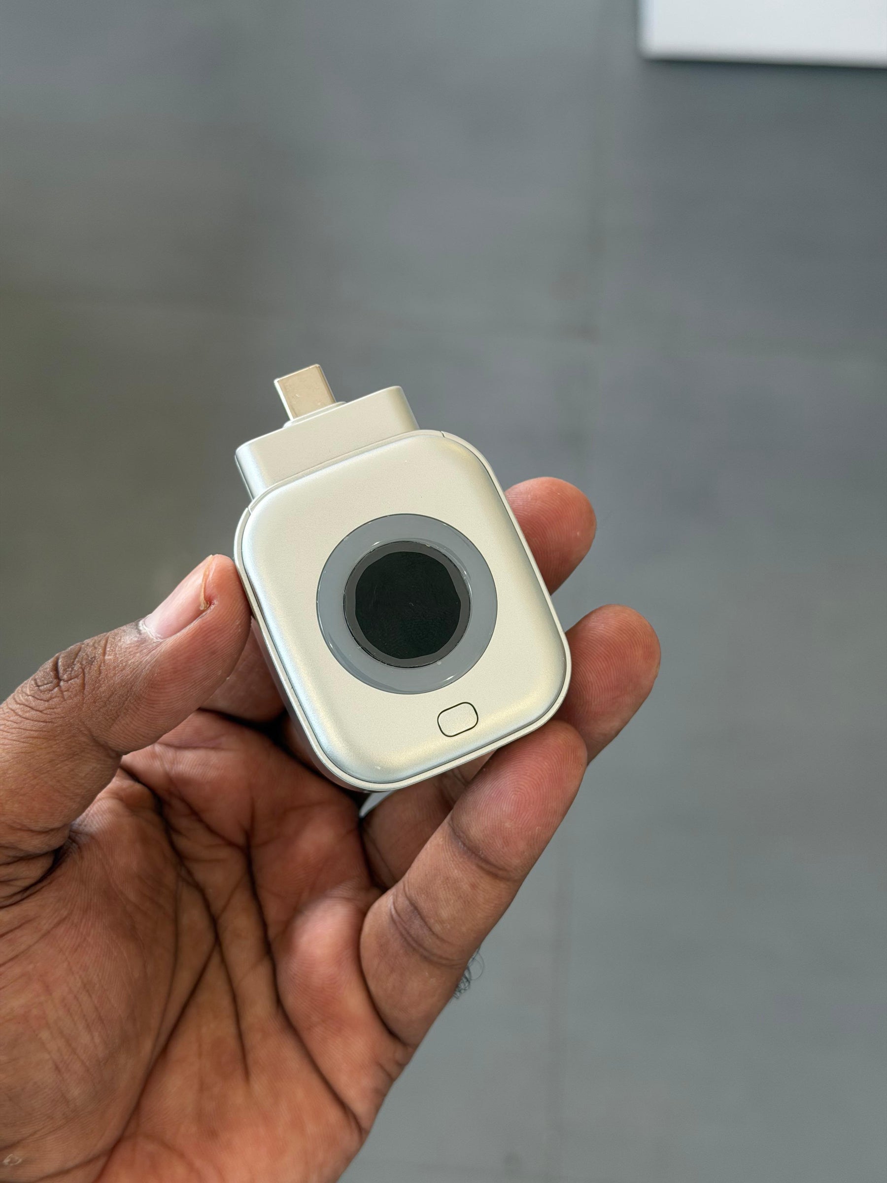 CHARGING SEPARATOR AUTOMATICALLY
